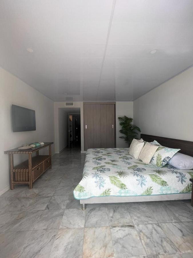 Apartamentos Con Playa Privada Y Vista Al Mar San Andres  Exterior photo