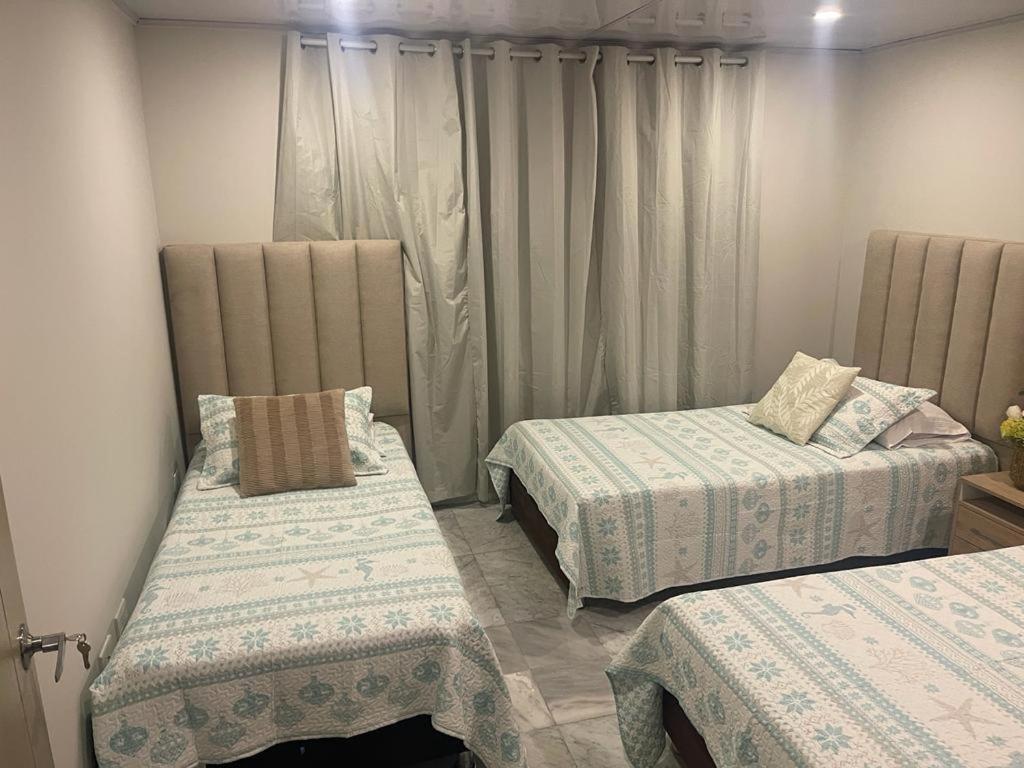 Apartamentos Con Playa Privada Y Vista Al Mar San Andres  Exterior photo