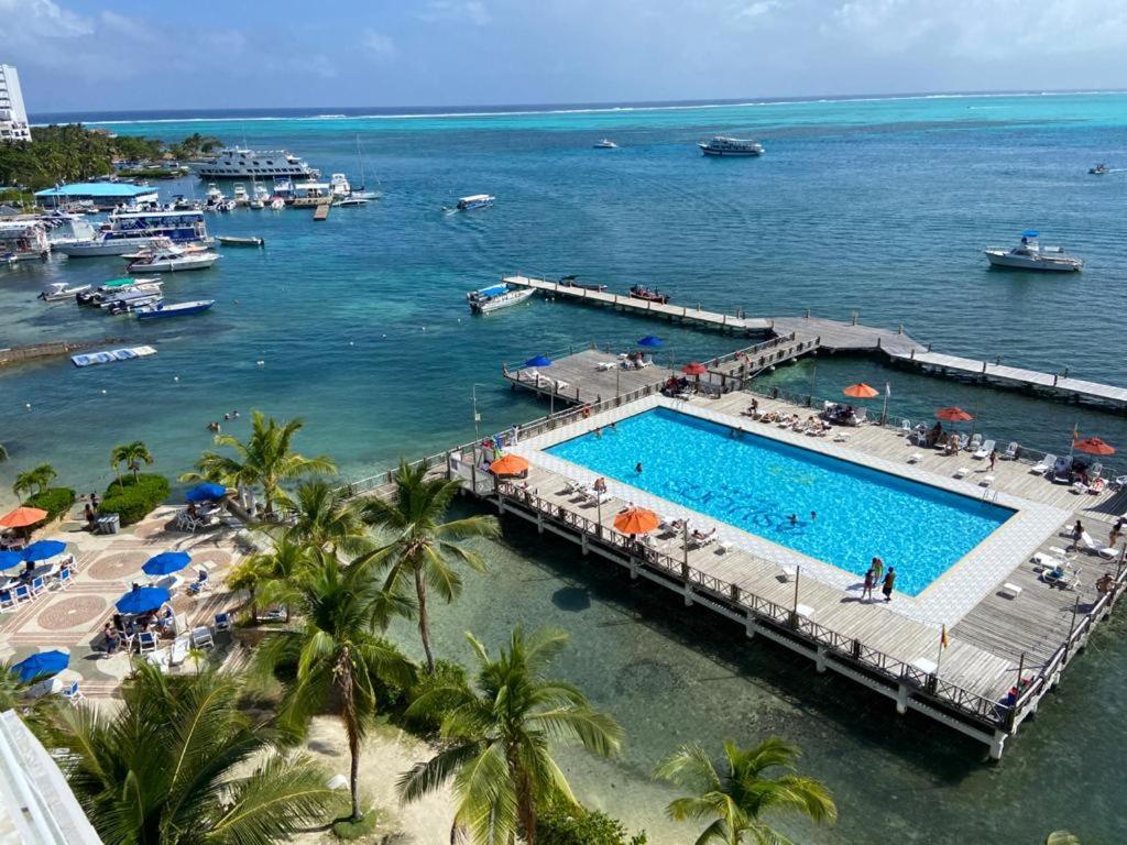 Apartamentos Con Playa Privada Y Vista Al Mar San Andres  Exterior photo